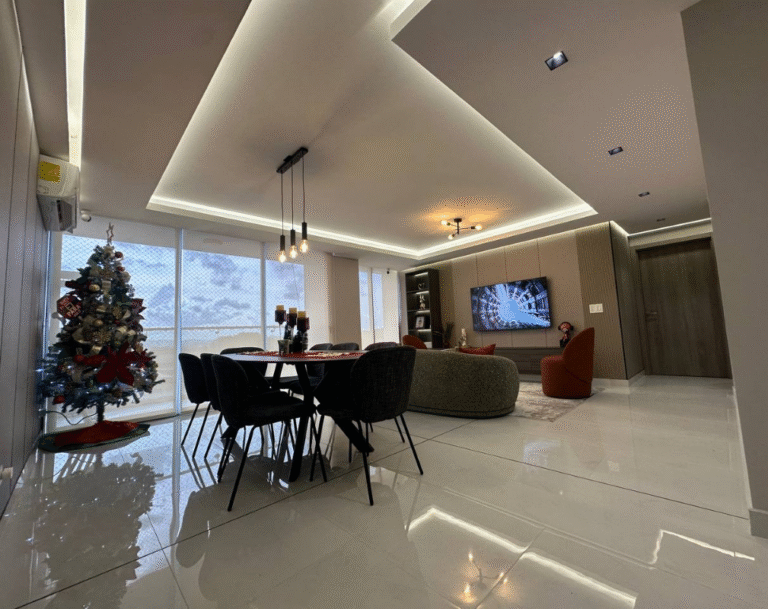 photo_5050921659845512064_y